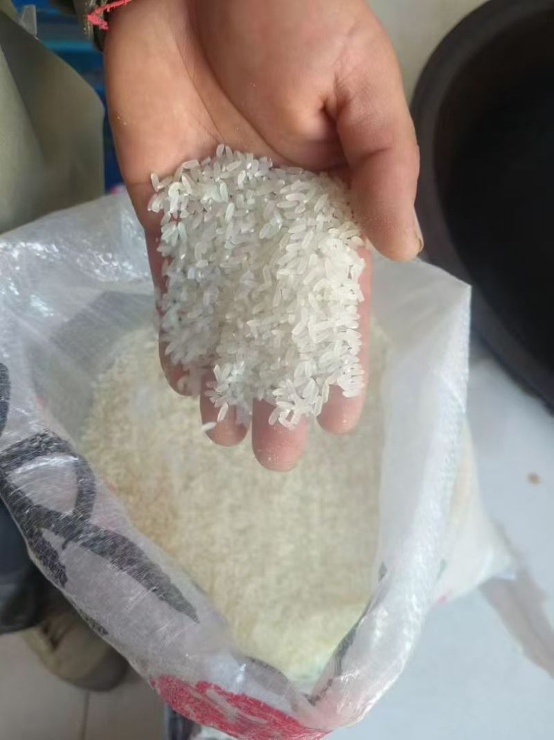 自家新米，不掺陈化粮好吃剩饭不回生。