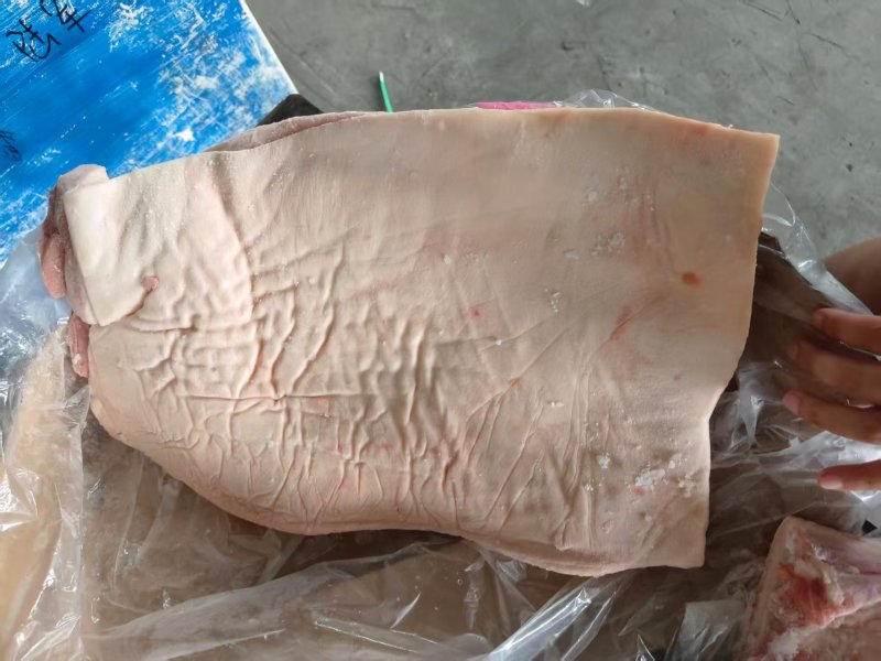 肥猪带皮五花