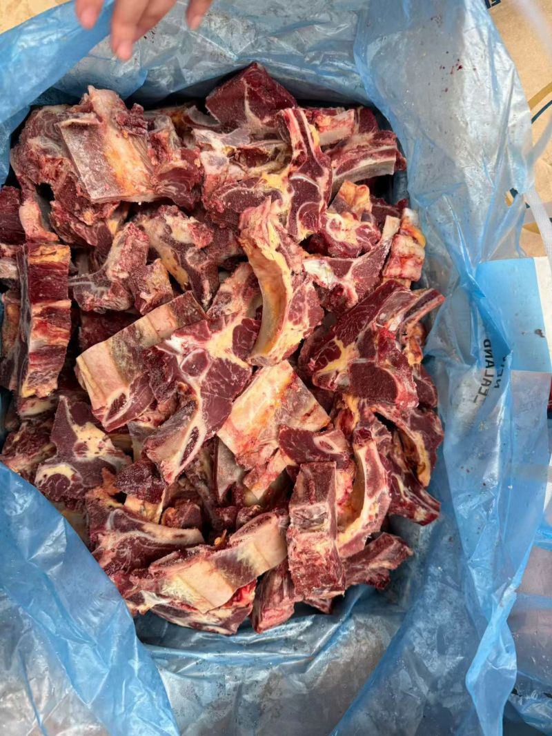 新西兰牛脊骨23厂带小排带肩胛骨可发样品全国发