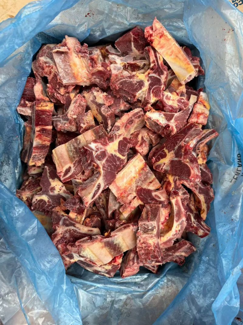 新西兰牛脊骨23厂带小排带肩胛骨可发样品全国发