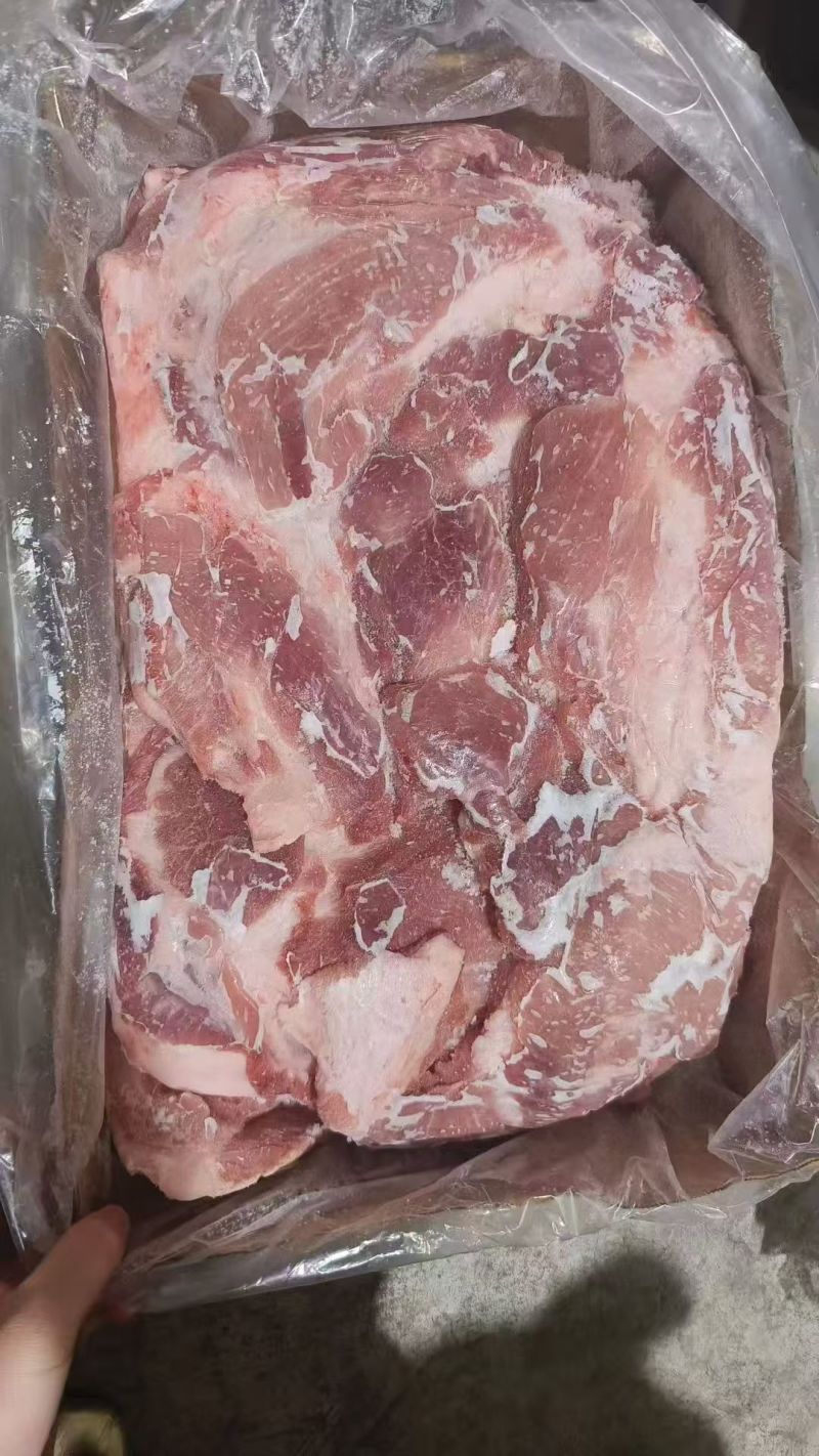 带皮前腿肉，餐饮食堂批发