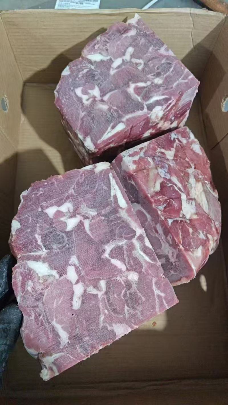 大块牛碎肉