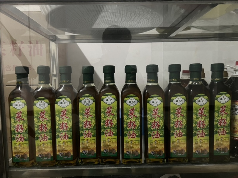 【鲜榨油】物理压现榨菜籽油现货供应量大价优欢迎咨询