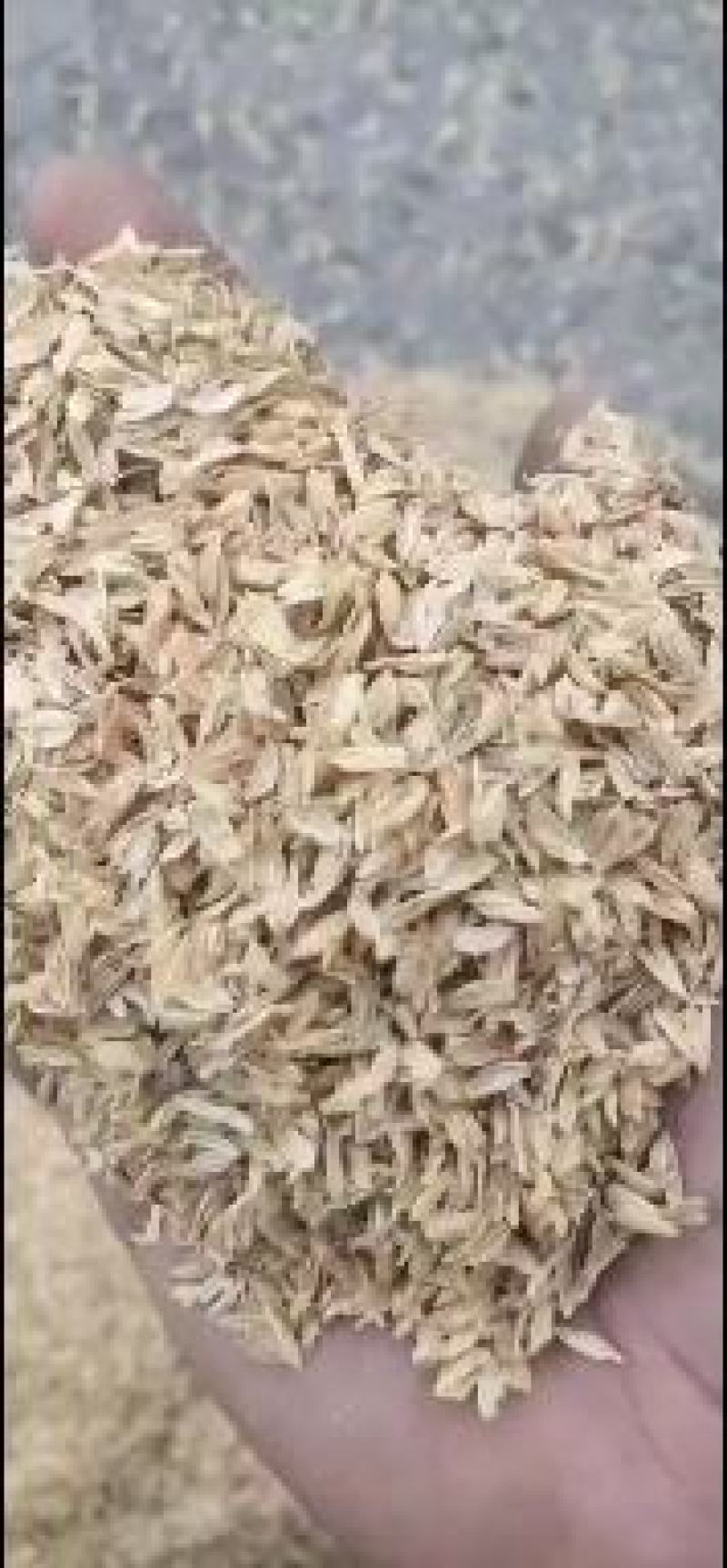 压缩稻壳袋装散壳养殖垫料大棚疏松酿醋等均可使用
