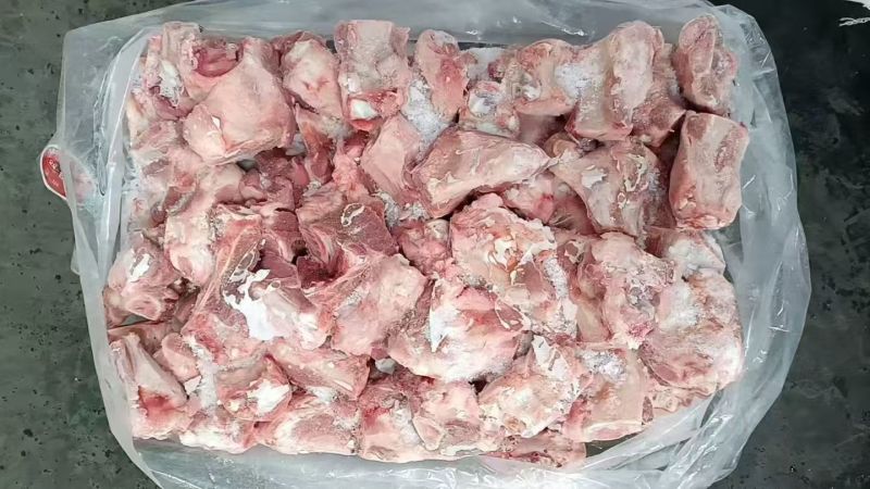 肥猪杂骨