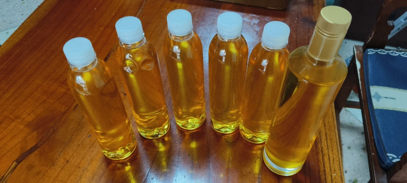 百分之百纯正山茶油产地直发量大从优欢迎来电