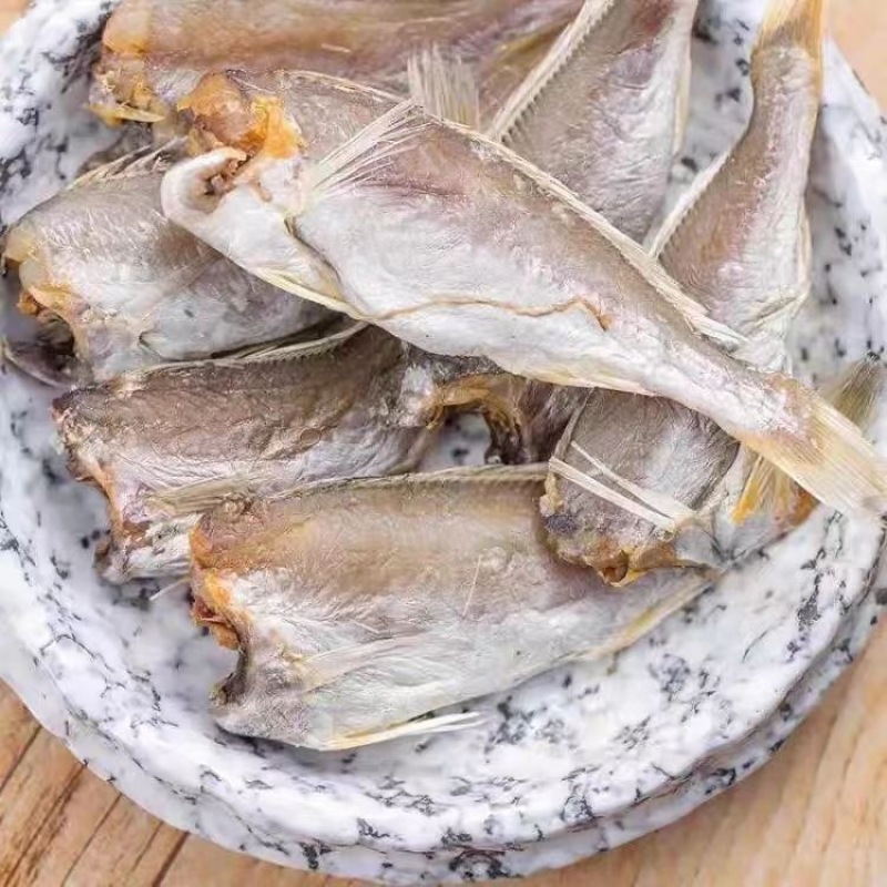 新晒去头咸鱼干货小黄鱼干白姑鱼红三黄花鱼风干特产渔民自制