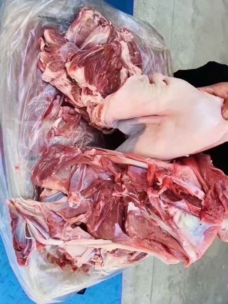 带皮生羊肉，一件40斤