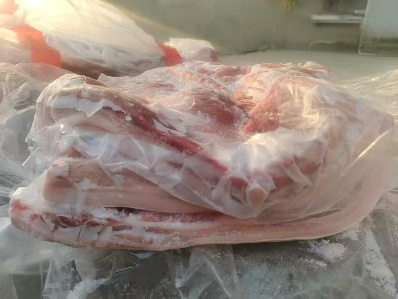 肥猪带皮五花肉3片