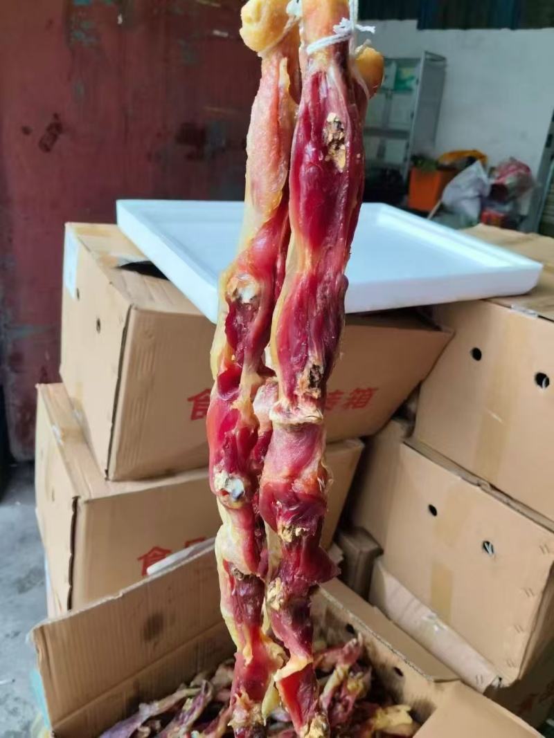 正宗老厂腊鸡条，腊鸭条，颜色漂亮，干度好，厂家直供批发