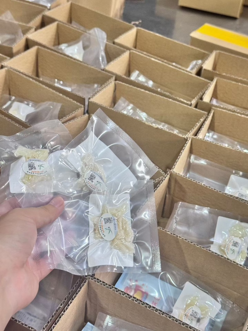 企标溯源码燕角批发燕窝工厂直销，精品燕窝，欢迎老板选购