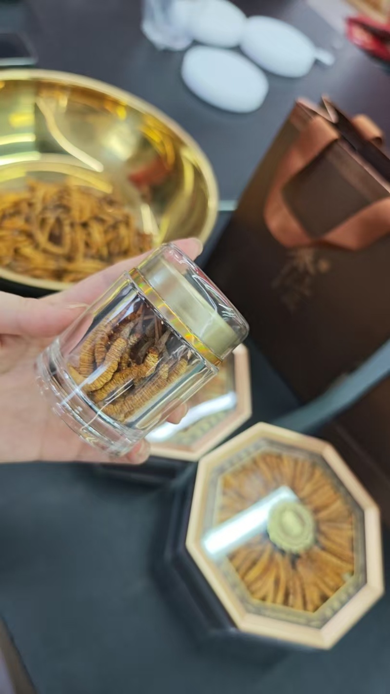 精品虫草，冬虫夏草，大量现货速发，保质保量，欢迎老板选购