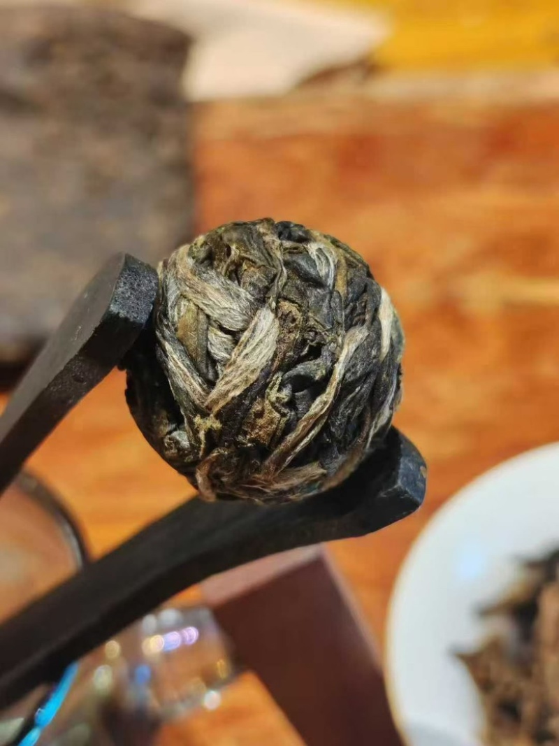 茶厂清仓换钱生茶龙珠、方片一口料全国发货一手货源