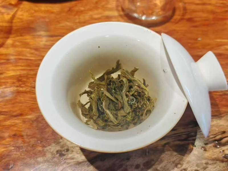 茶厂清仓换钱生茶龙珠、方片一口料全国发货一手货源