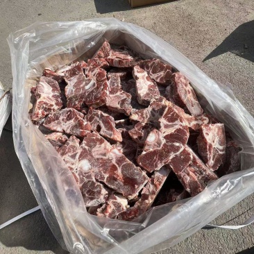 满肉牛脖骨