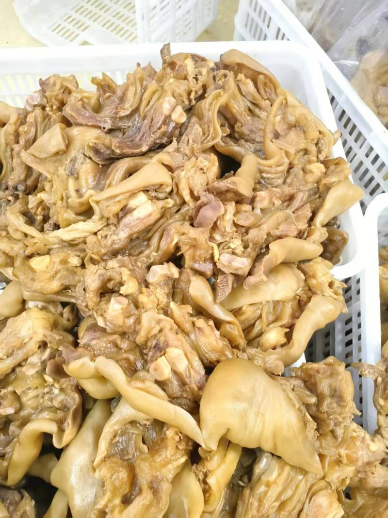 酱香牛蹄，新品，研发一个星期的新品。真空单个包装