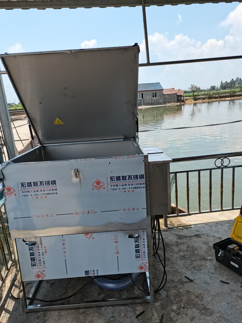 鱼塘风送投食机