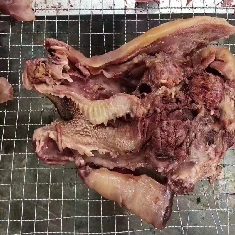 去皮熟牛头肉