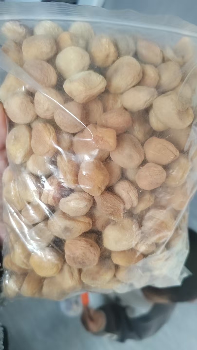 吊干杏干精品新疆白杏干电商专用一手货源，支持一件代发