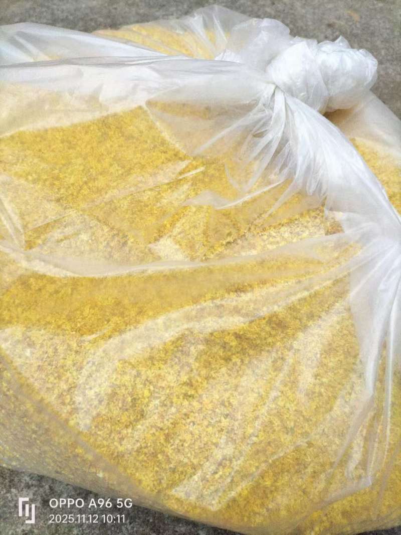 本人有烘干桂花6000斤，品质保证，诚信经营，量大从优