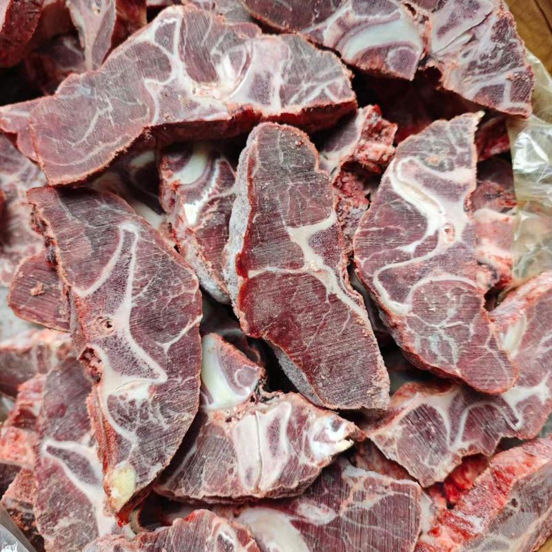 满肉牛脖骨