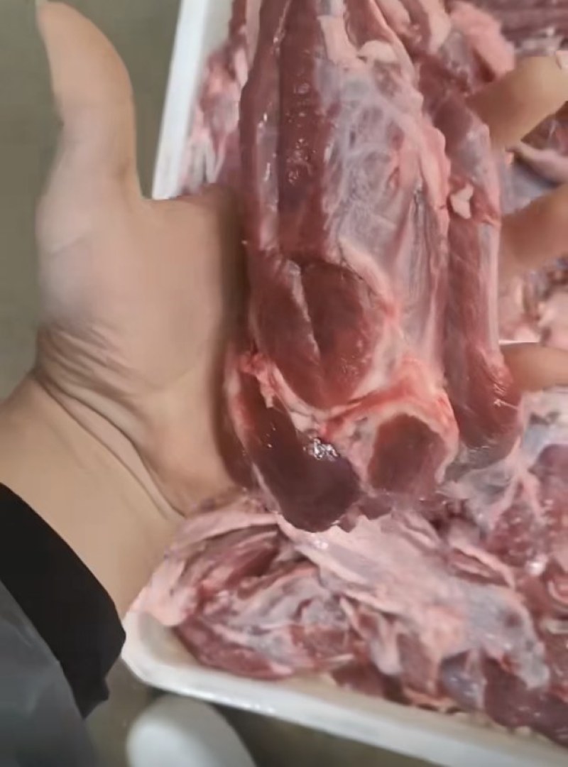 【牛舌根肉-求合作】批发50斤大块碎牛肉牛舌根肉