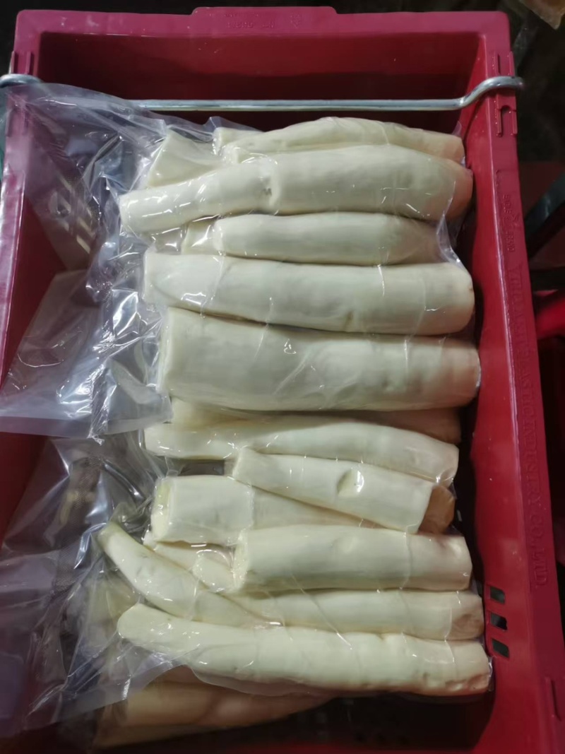 华南9号黄心木薯去皮冷冻