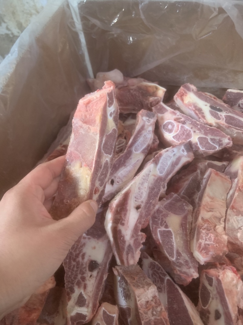 诚信商家，牛软肋，带脆骨肉多，价格低，适合自助，