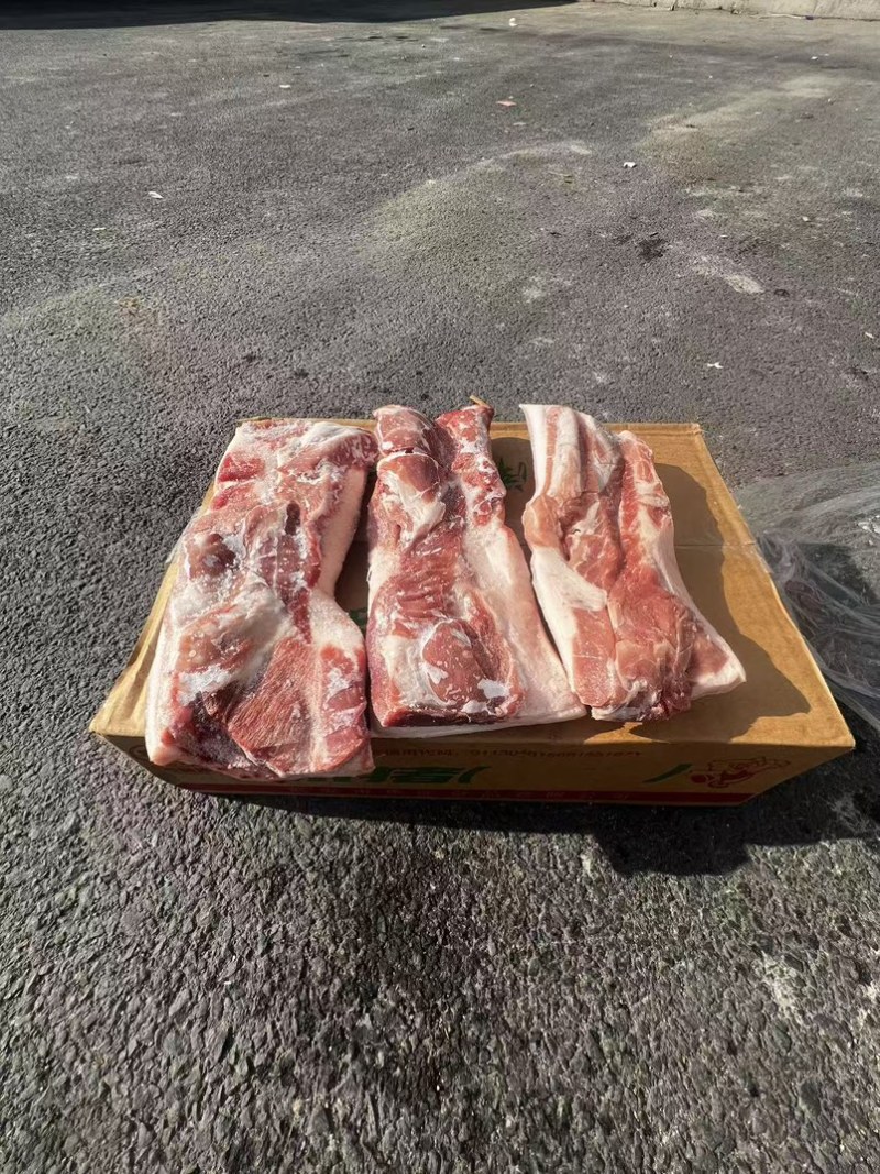 前上肉条，可用于爆炒，烧烤，红烧，性价比高，一件20斤
