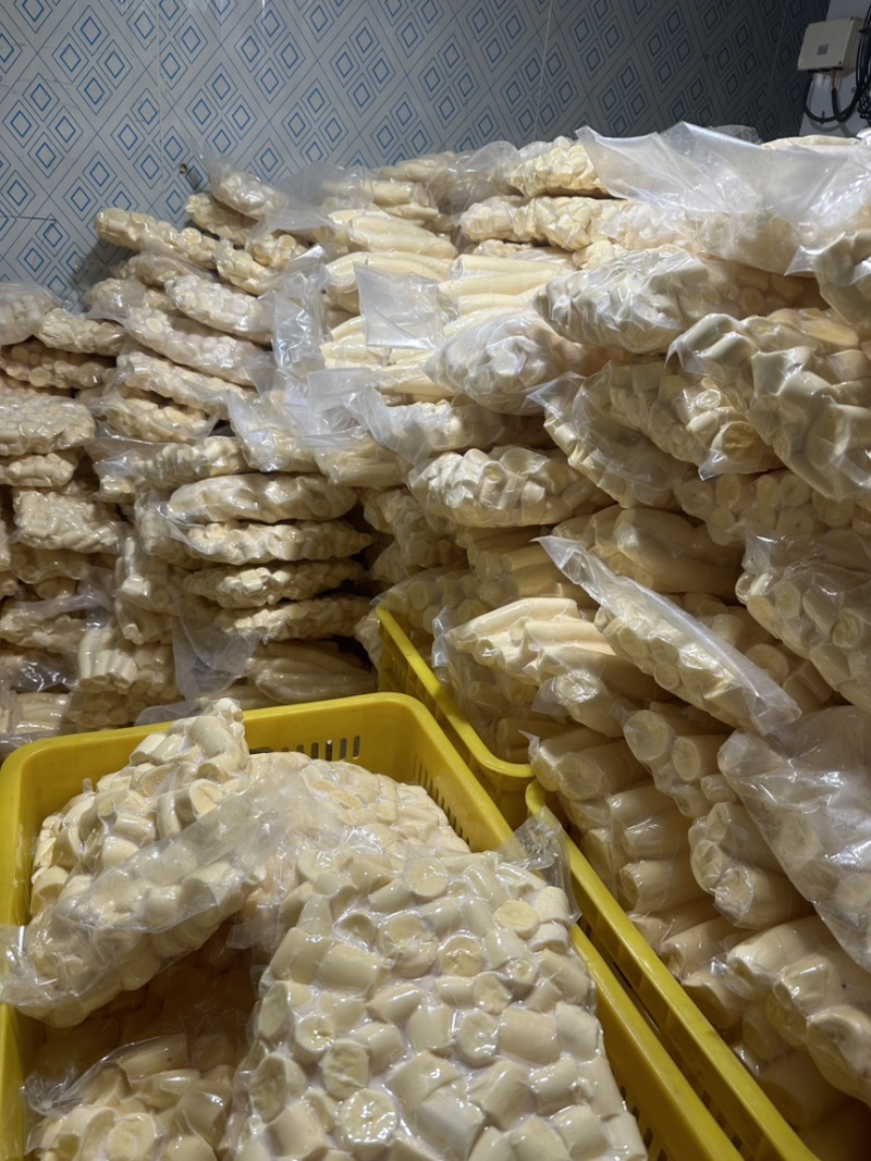 新鲜冷冻黄肉木薯，粉糯，口感好。