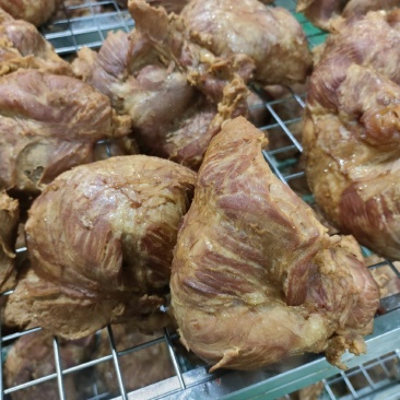 【卤味】酱香猪龟腱