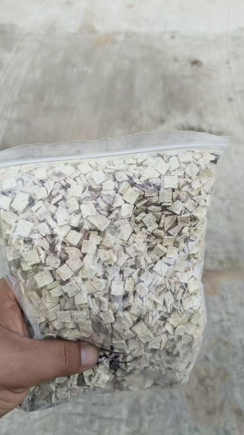 红薯干红薯丁产地直销量大质优价格优惠欢迎咨询采购