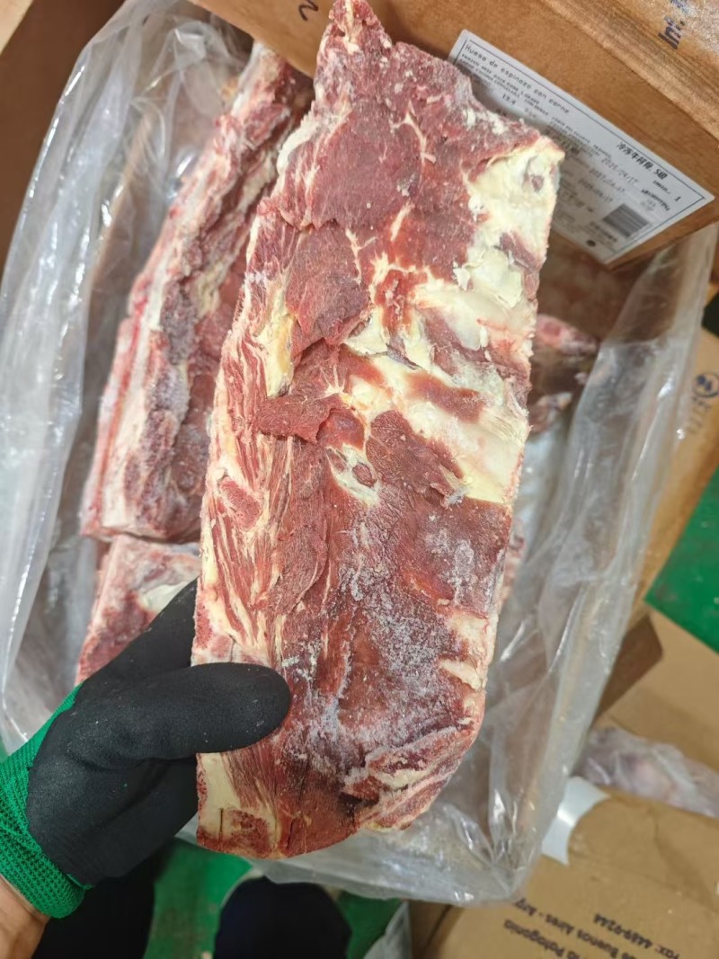 s级牛背骨西冷骨几块一斤，量大更优惠