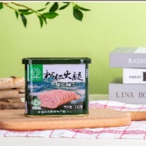 松仁火腿午餐肉，剂防腐剂和激素，保质期三年。