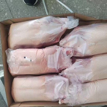 大规格白条鸭规格齐全，工厂直接发货，货源充足全国各地能发