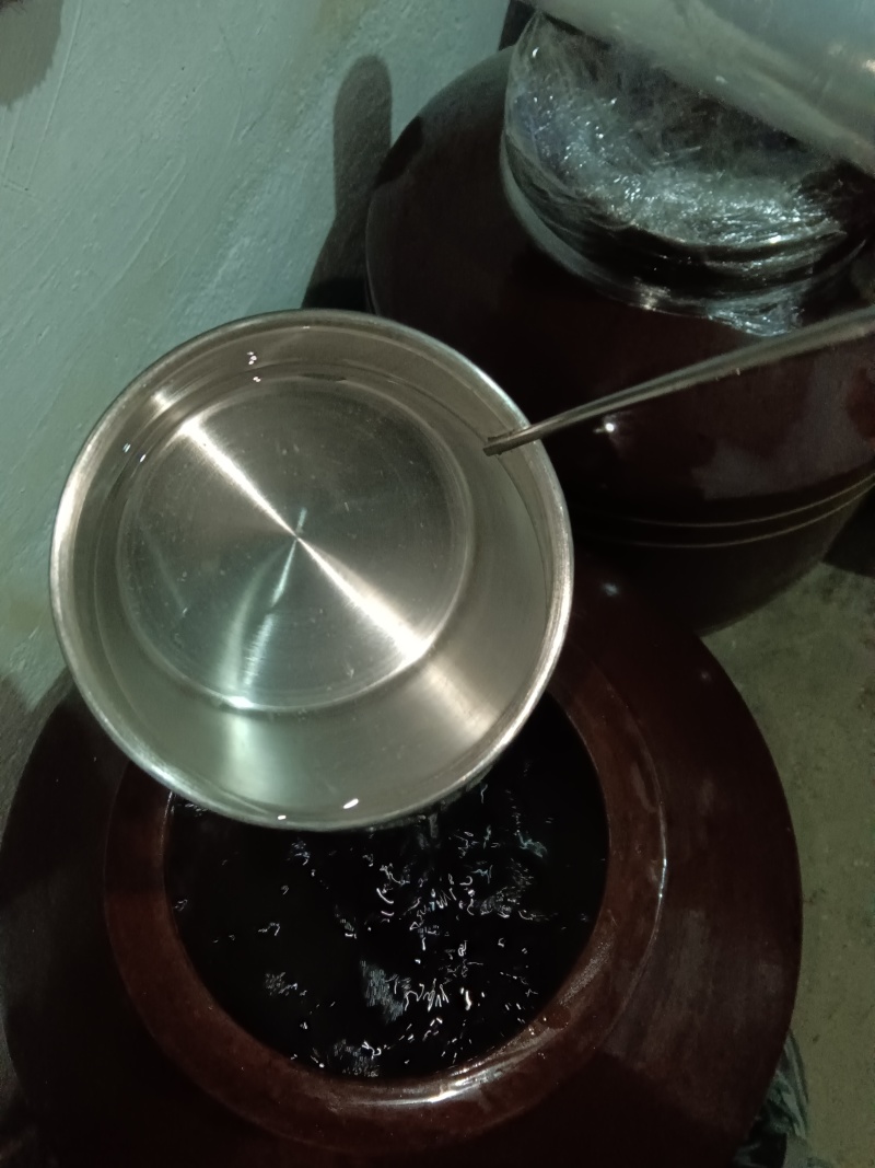 纯粮东北高粱，玉米白酒