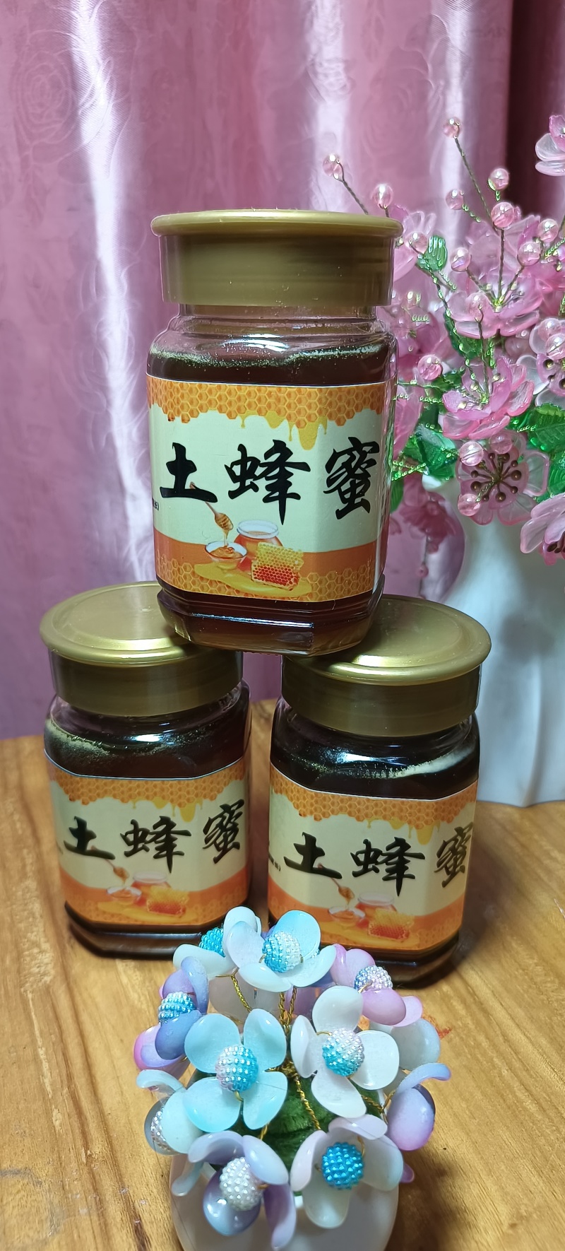 云南土蜂蜜、纯蜂蜜、野蜂蜜规格齐全、一手货源
