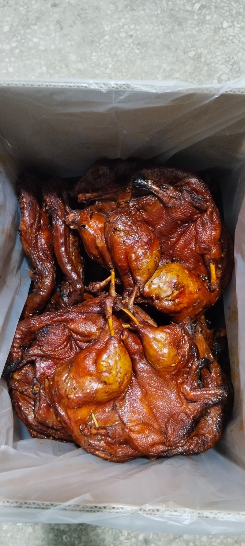 【酱板鸭】