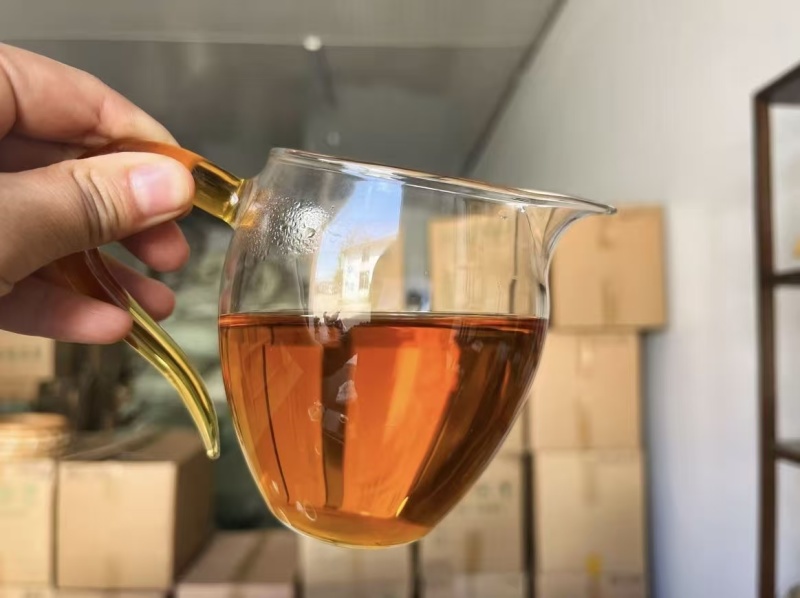 滇红茶