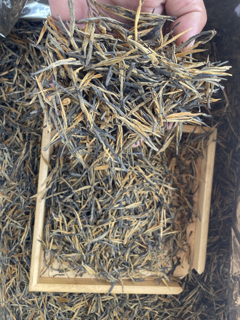 滇红茶