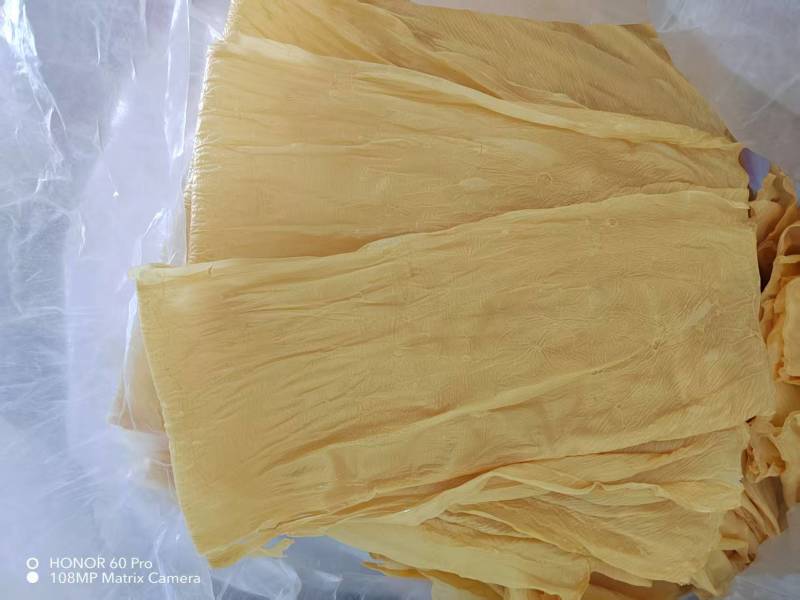 大片扁腐竹岭南山水腐竹，纯手工制作而成……