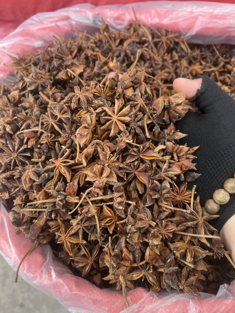 春花八角足干无硫黄颜色颜色好个头大产地直发