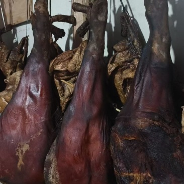 烟熏农家腊蹄子