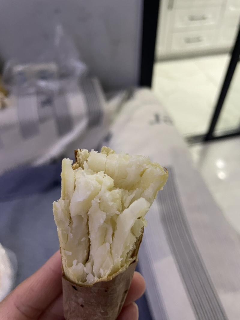 精品白哈密红薯细长条薯行好甜度高量大优惠