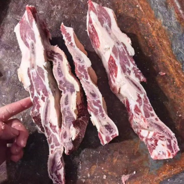 多肉牛肋排