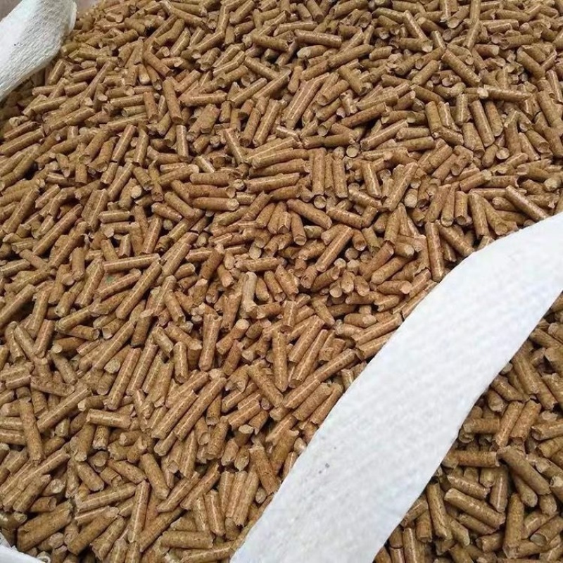 厂家直供生物质颗粒松木玉米芯燃烧颗粒