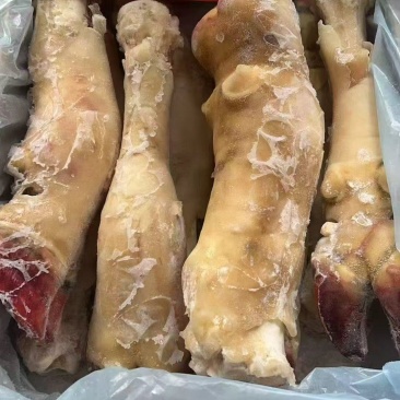 带骨牛后蹄
