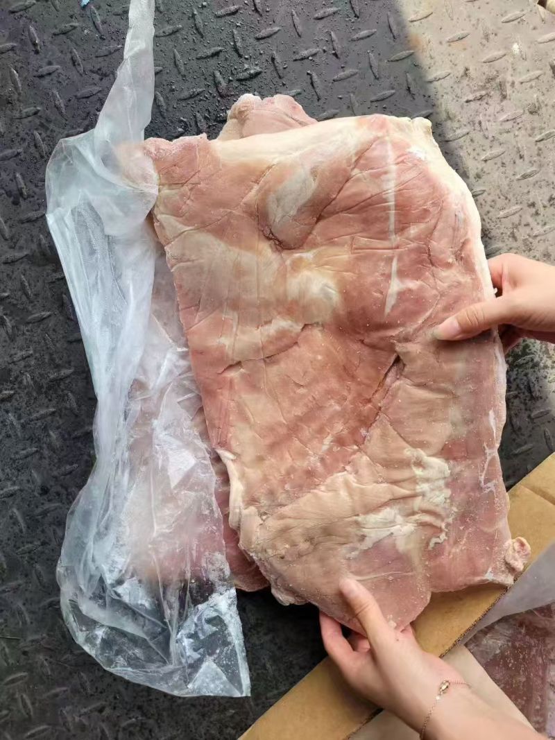 小肥猪带皮五花10gk/箱3-5片24年11月