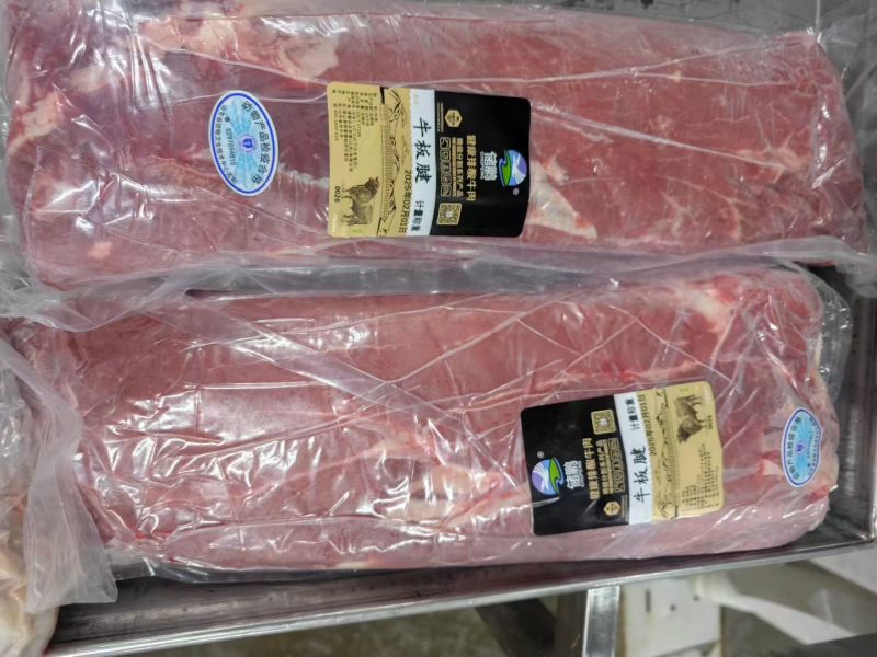 牛板腱、清真牛肉，大型企业，资质齐全，可签合同。