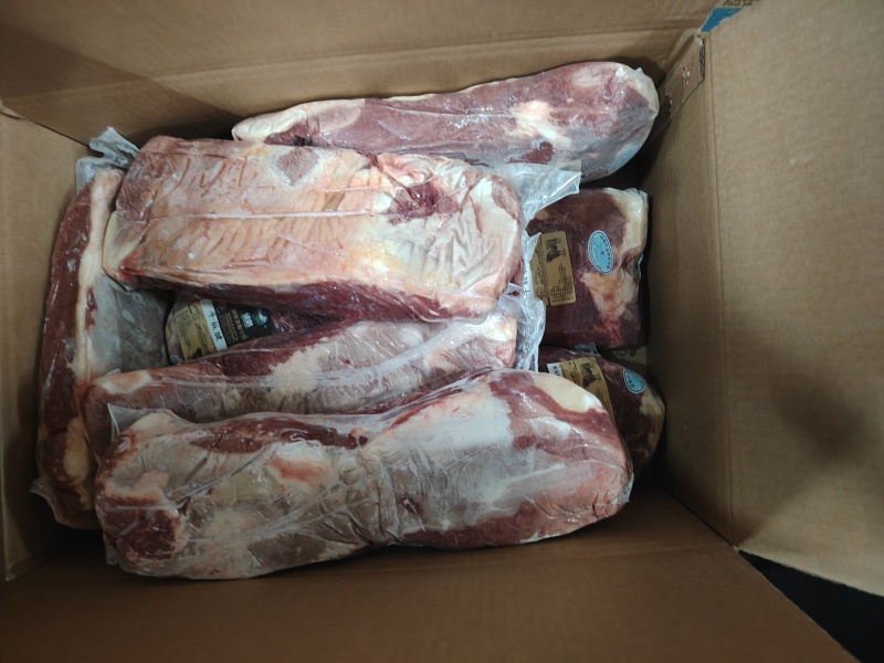 牛板腱、清真牛肉，大型企业，资质齐全，可签合同。